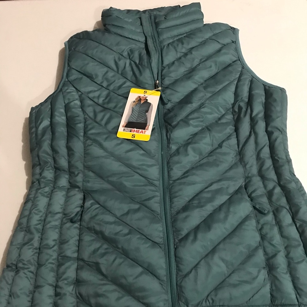 32 Degree Vest
